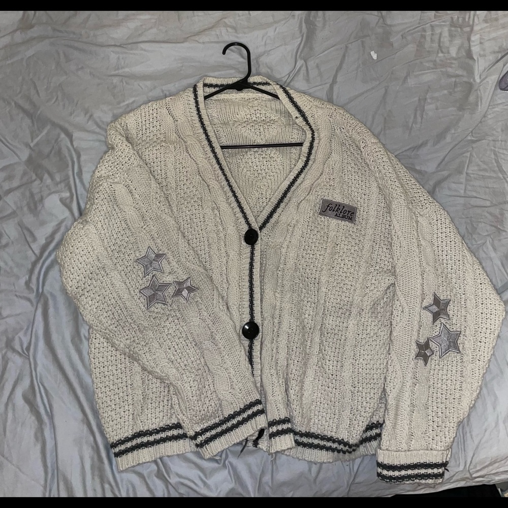 - Taylor swift folklore cardigan XL/2X